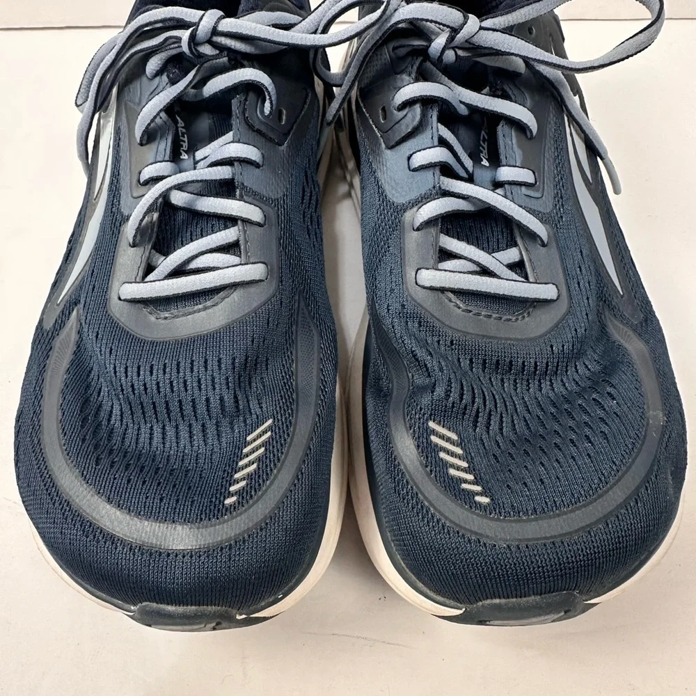 Altra breathable mesh